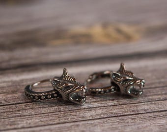 Wolf Head Patterned Hoop Earrings – Stainless Steel