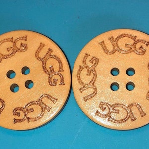 Two (2) UGG Replacement Natural Water Lacquered/VARNISHED Wooden Buttons  3cm. Adult Boots Ugh Uggs Spare Extra Bailey Triplet