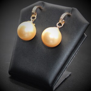 Gold Pearl Earrings