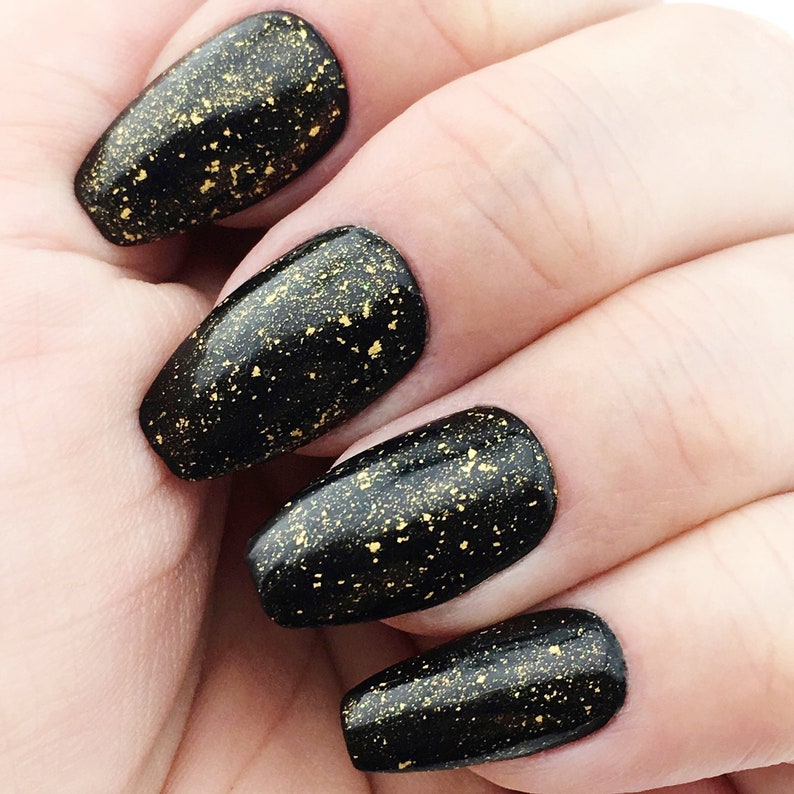 18k Gold Glitter Nails Black And Gold Nails Press On Nails Etsy 18k Gold Glitter Nails Black And Gold Nails Press On Nails Etsy