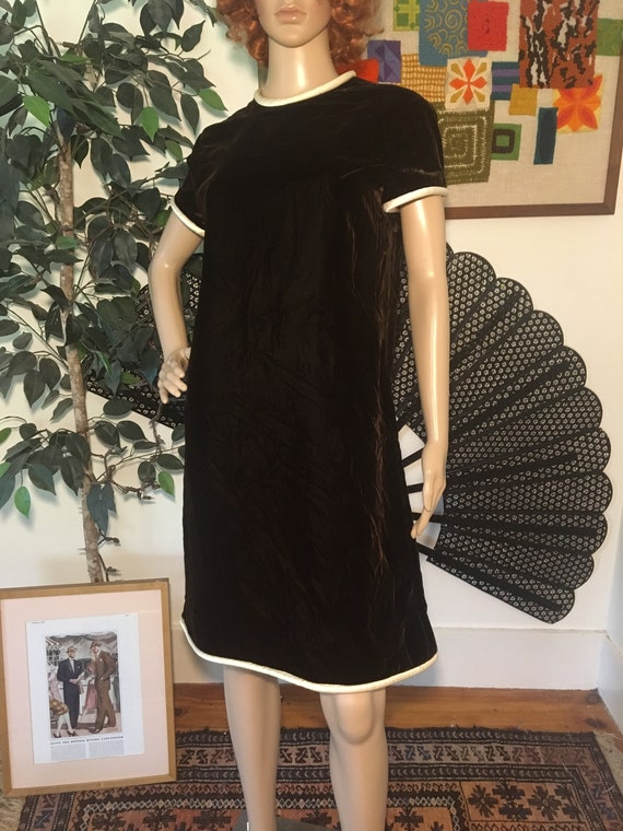 Vintage 60s Suzy Perette Chocolate Brown Velvet Sh