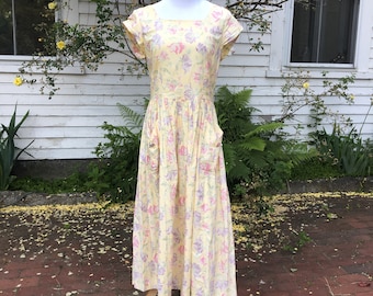 Laura Ashley Yellow 1980s Sundress with Pockets and Open Back Cutout Cap Sleeves Medium/Large