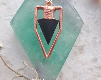 Jet gemstone arrow pendant plated with copper