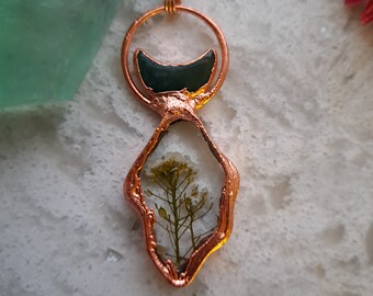 Agate Crystal and Resin Wild Flower Collaboration Pendant plated with copper