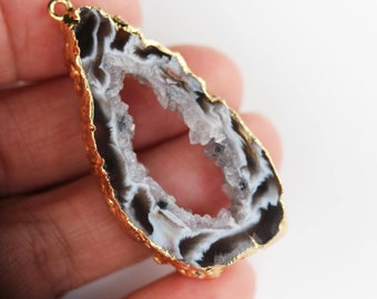 1pc raw natural druzy agate gemstone pendant, gold plated natural shape gemstone with loop,25-30mm*30-40mm length