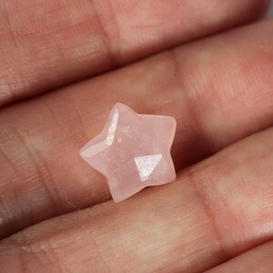 4 pcs perles de pierres précieuses de quartz rose naturel, étoile rose 12 mm, 5,5 mm d'épaisseur avec trou percé