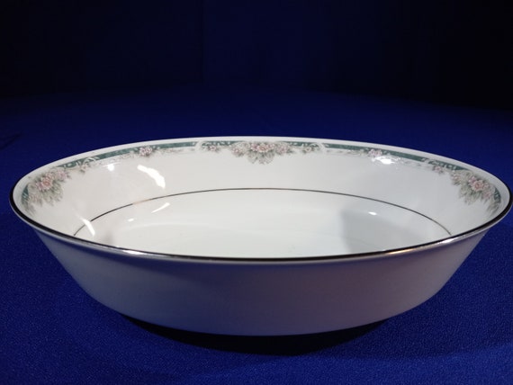 4360-426_6.jpg Noritake Magnificence Round Vegetable Bowl display picture 1