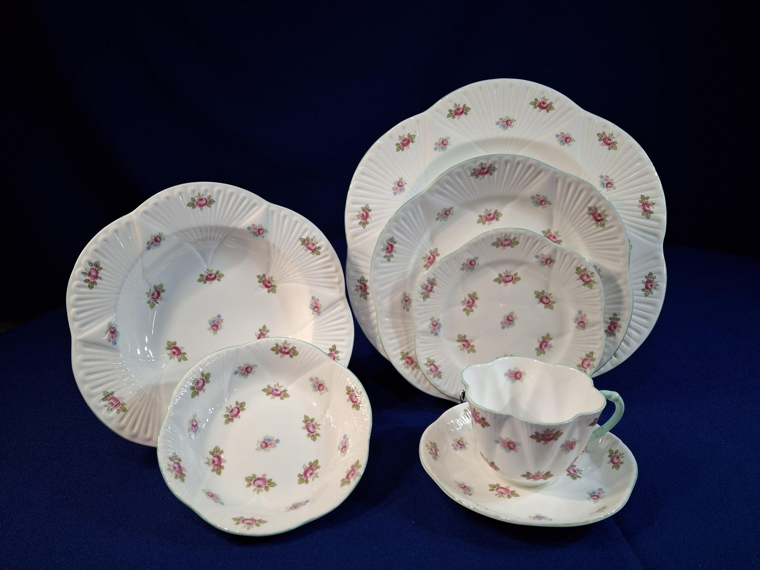 Shelley Dinner Set - Etsy