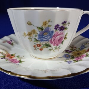 Flat Cup & Saucer Set Roanoke White by ROYAL WORCESTER
