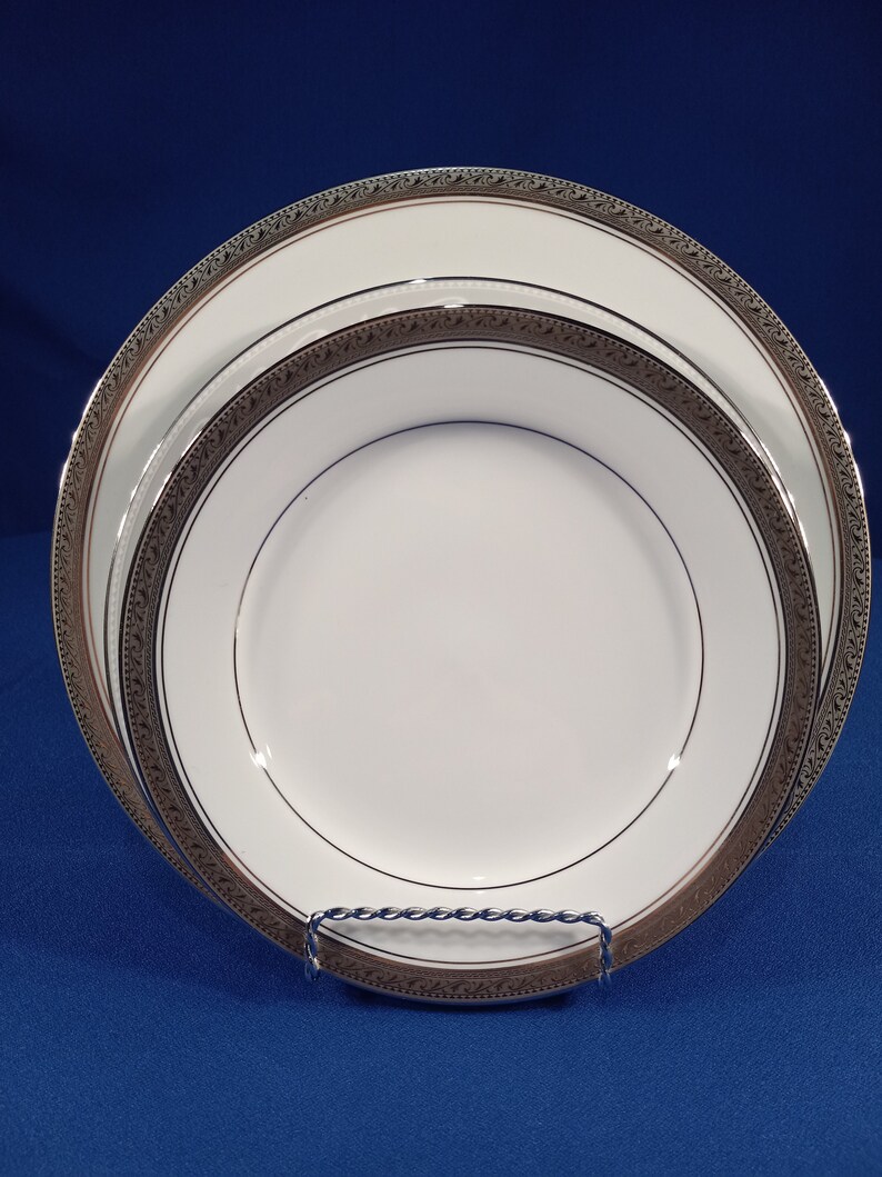Noritake Crestwood Dinnerware - Thumbnail 3