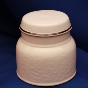 Sugar Bowl & Lid Ting Brown by Royal Doulton