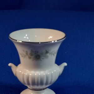 Mini Bud Vase Westbury by WEDGWOOD