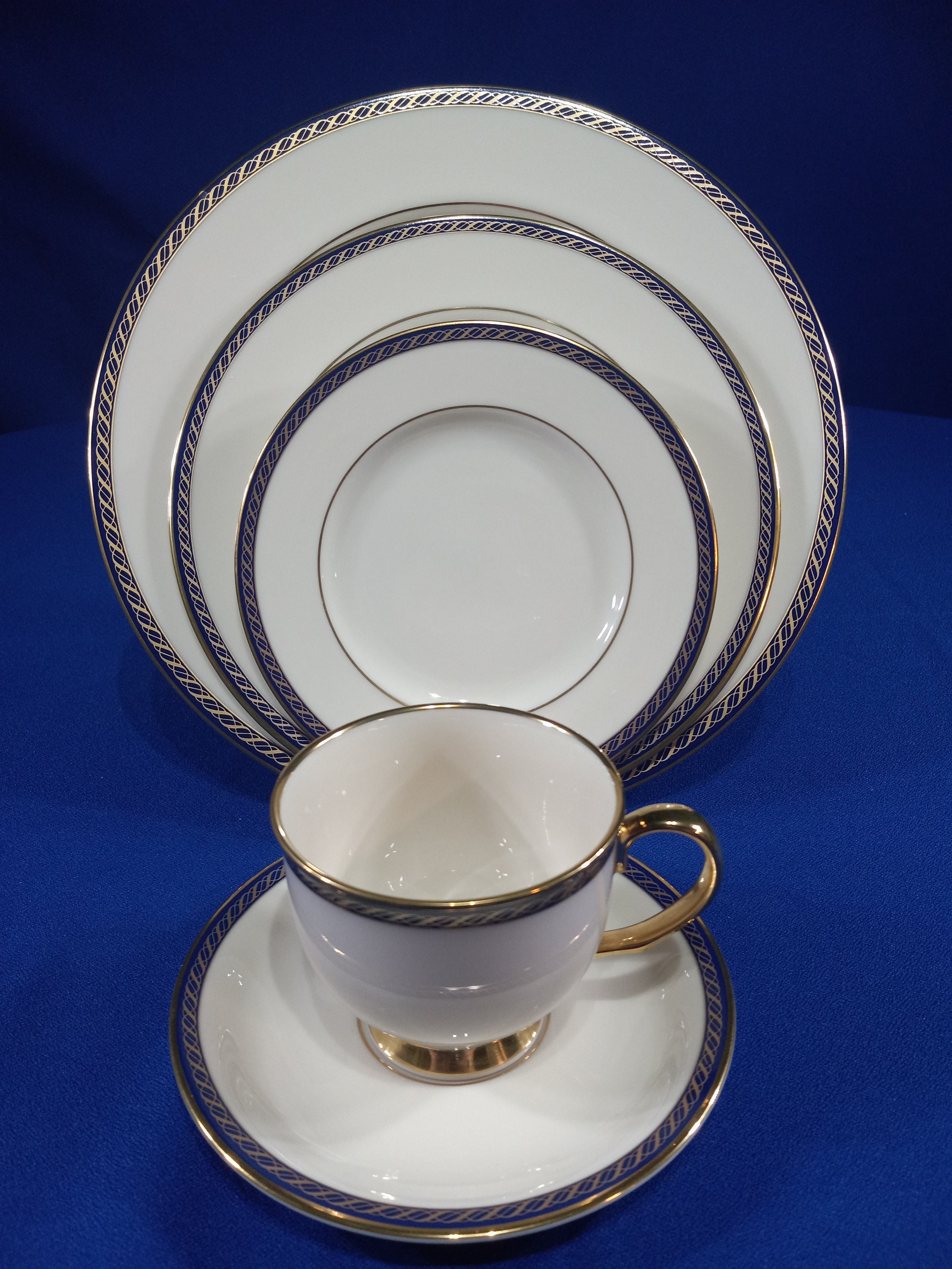 Lennox Hamilton - Etsy