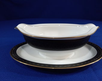 Gravy Boat with Attached Underplate Benedicta by NORITAKE