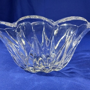 12&quot; Oval Centerpiece Island Breeze by LENOX