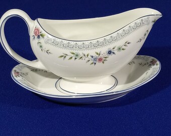 Gravy Boat & Underplate/Relish Rosedale by WEDGWOOD