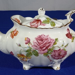 Extremely RARE Hammersley Margaret Rose Large Teapot