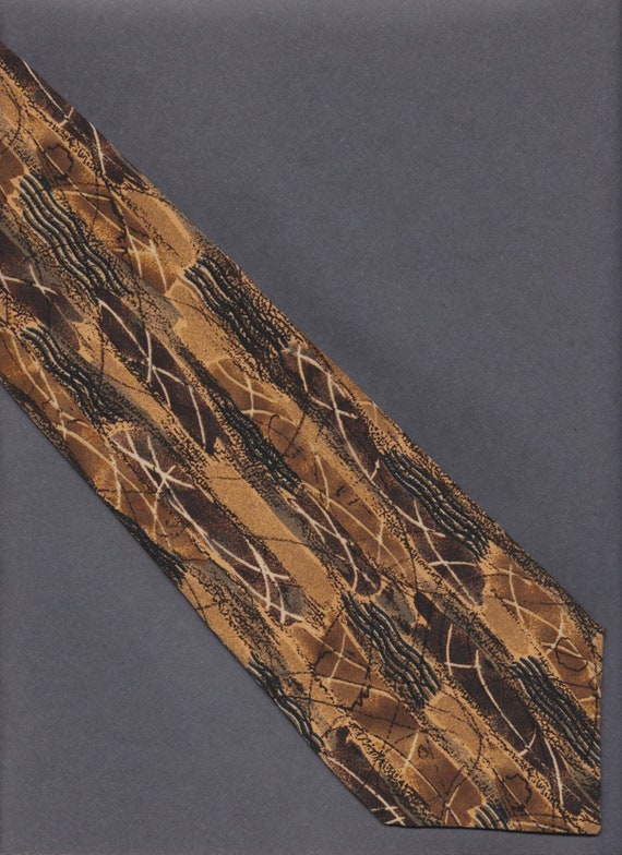 OMAGGIO by Robert Talbott - This captivating abst… - image 1