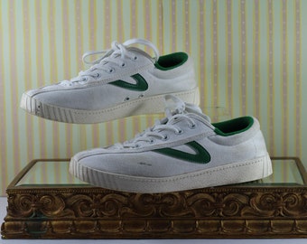 womens vintage tennis shoes