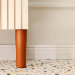 Hand-Painted Wooden Furniture Legs: 15cm Cone-Shaped Oak/Beech
