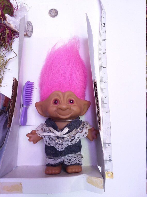 pink treasure troll