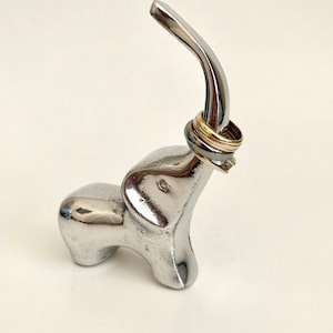 Silver-Finished Elephant Ring Holder: A Cute Charm for Good Luck