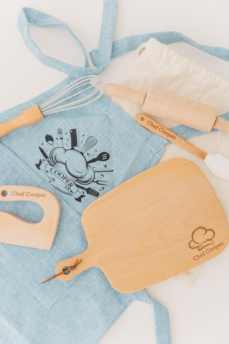 Personalized Kids Baking Set, Custom Apron & Wooden Kitchen Tools, Gift for Little Chefs, toddler Birthday Gift, Mother’s Day Gift