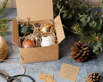 Pick & Mix box of four baubles