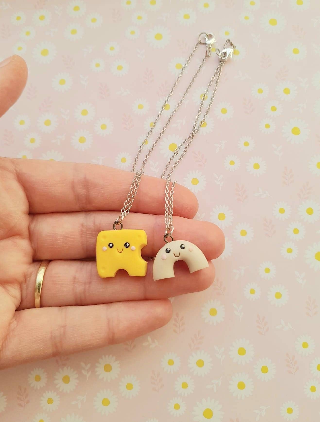 Magnetic Cute Connecting Necklaces for Teen Couples Best Friends Gifts –  Loforay