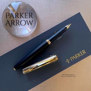 Caneta-tinteiro Parker Arrow Custom Vintage com ponta de ouro em excelente estado de hortelã na caixa original NOS