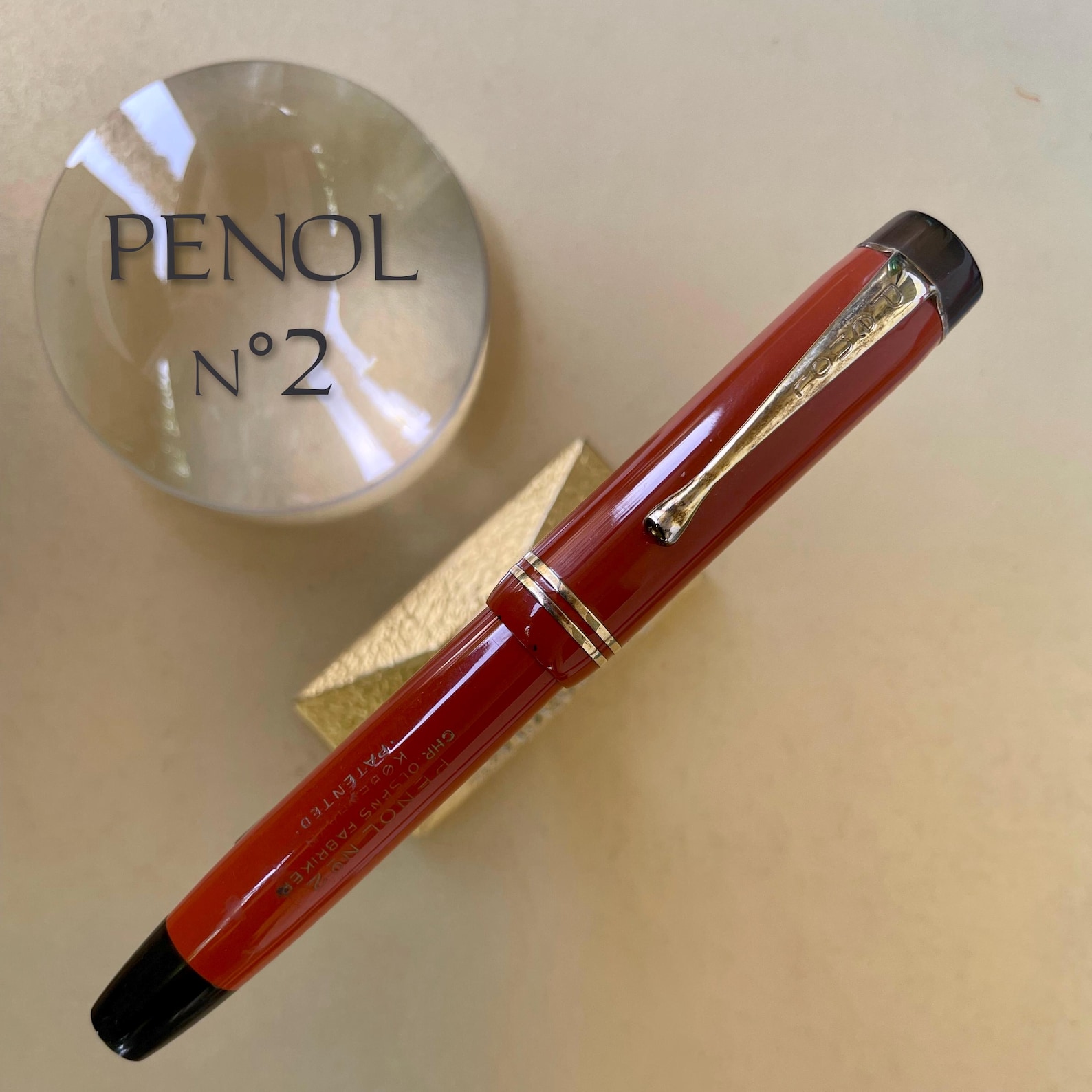 PENOL 2- Vintage coral red fountain pen 14 k gold nib F - Danish production -1935-41 Excellent writing condition
