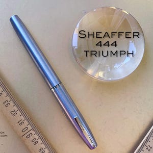 Sheaffer Triumph  444  steel Nib F excellent condition
