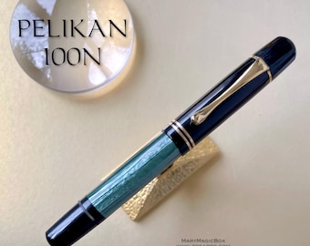 Pelikan 100 N -Vintage rare Fountain pen 1949 -green marbled sleeve celluloid- nib M flex -Excellent