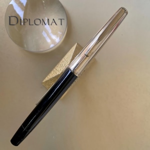 Diplomat Special-Vintage fountain pen -gold filled  cap -original 14k gold nib  size B - Excellent condition