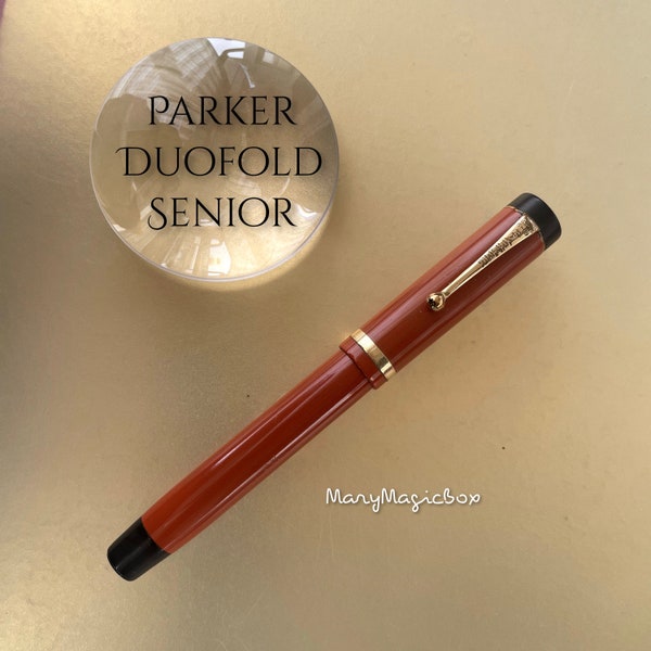Parker Duofold Senior Big Red Danish Vintage Füllfederhalter – korallenrot – originale Goldfeder fein