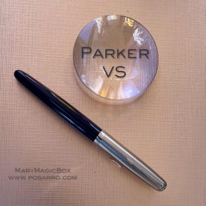 PARKER VS  Vintage fountain pen Black with gold cap transparent feed  made in England original gold nib F flex Excellent