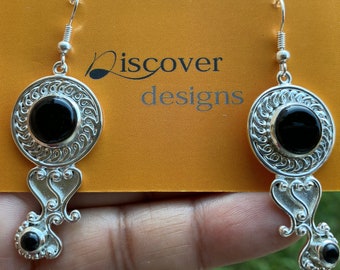 Boucles d’oreilles Noires Onyx Silver Overlay, Boucles d’oreilles de demoiselle d’honneur, Boucles d’oreilles de mariage, Cadeau d’anniversaire pour maman soeur amie, boucles d’oreilles faites à la main Dangle