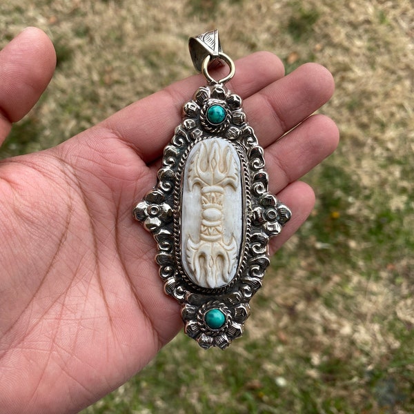 Vajra Amulet Carved Bone Tibetan Silver with Turquoise Dorje Pendant, Protector Amulet, Buddhist Thunderbold, Tibetan Buddhist Ritual Object