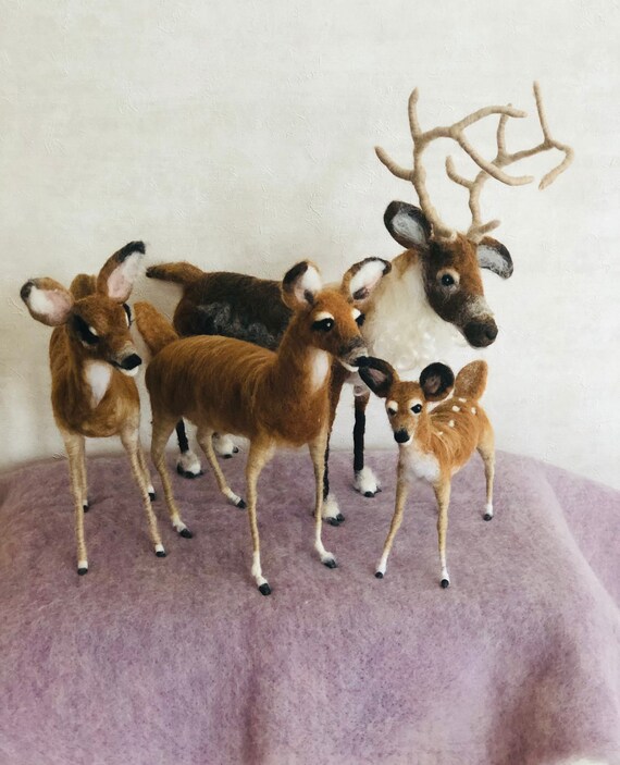 Reindeer, Mom, Fawn
