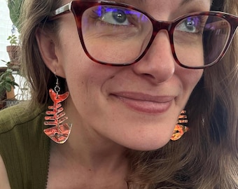 Iridescent Fish Bone Earrings Dangle Feesh Skeleton Bones Acrylic Retro Earrings