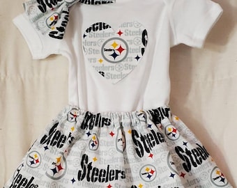 Pittsburgh Steelers Baby Girl Clothing Set