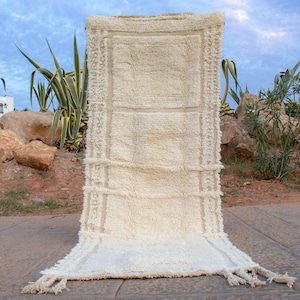 BENIOURAIN RUNNER, Handmade Creamy White Beni Ourain Runner Rug, Authentic Moroccan Rug Runner, White Wool Runner, Berber Runner Rug