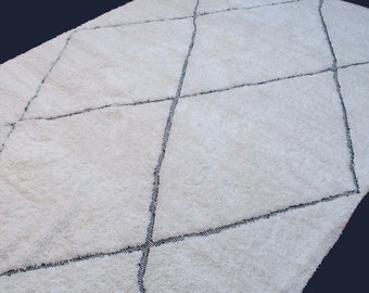 Custom Beni Ourain Rug - Cream Berber Shag Moroccan Rug - Organic Wool White & Black Hand Knotted Rug