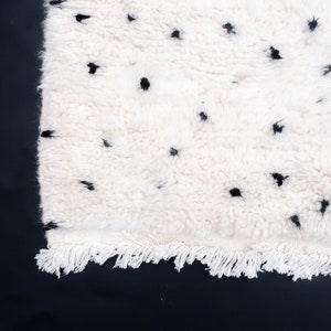 Minimalist Moroccan Rug With and Black Polka Dots, Custom White Beni Ourain , Natural Wool Spotted Handmade Shag Rug, Berber Dot Carpet image 6