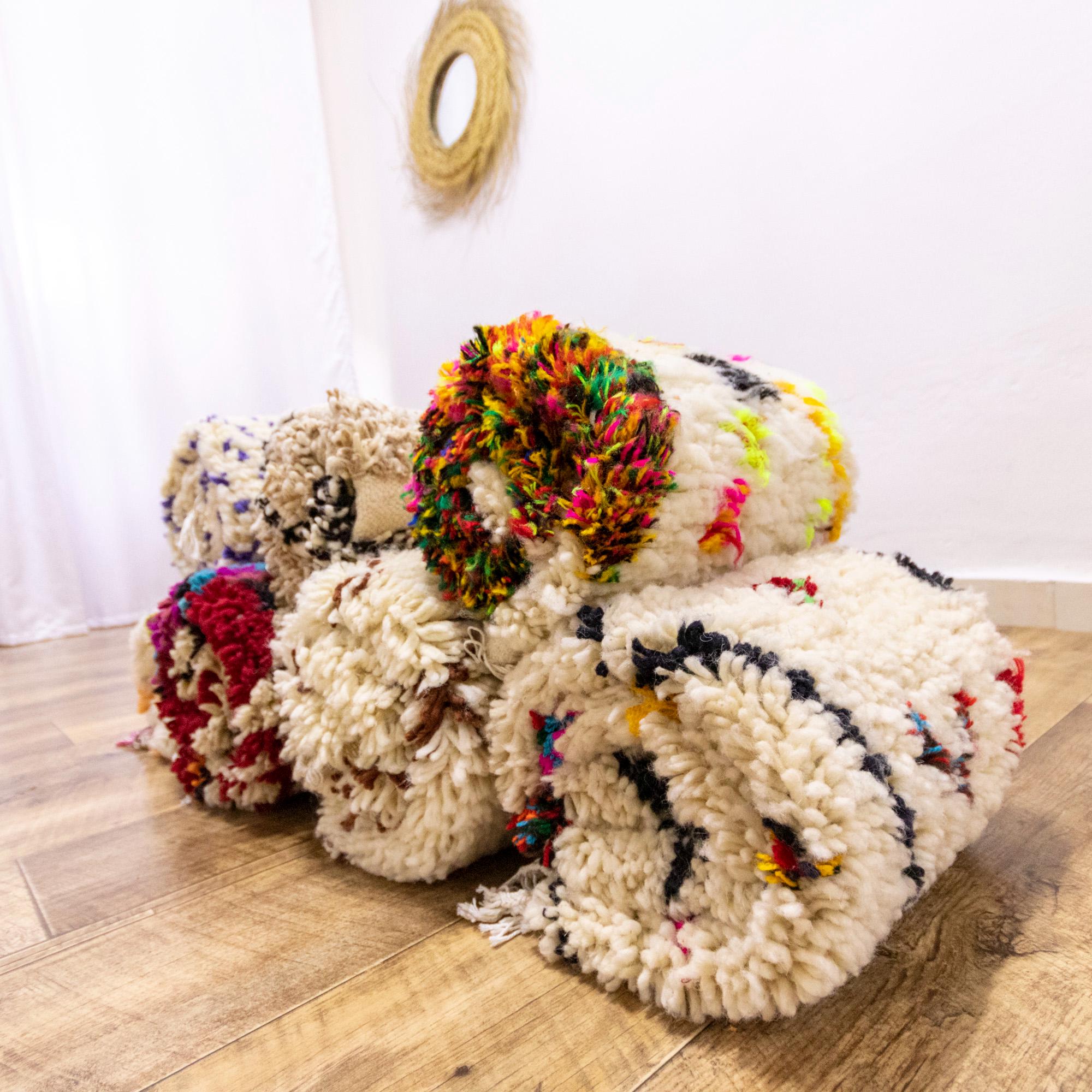 カラフルなアジラルラグ　モロッコラグ　No.535 カラフルなアジラルラグ モロッコラグ No.535 カラフルな