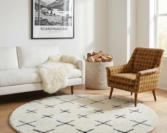 Handcrafted Wool Round Rug – Moroccan Geometric Cream White Carpet
