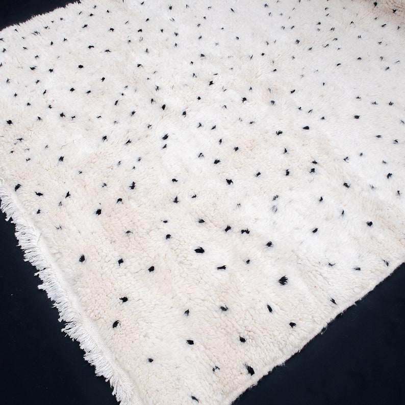 Minimalist Moroccan Rug With and Black Polka Dots, Custom White Beni Ourain , Natural Wool Spotted Handmade Shag Rug, Berber Dot Carpet image 4