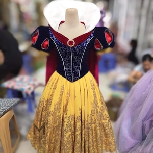 Ballgown Snow White Costume Ballgown Snow White Costume