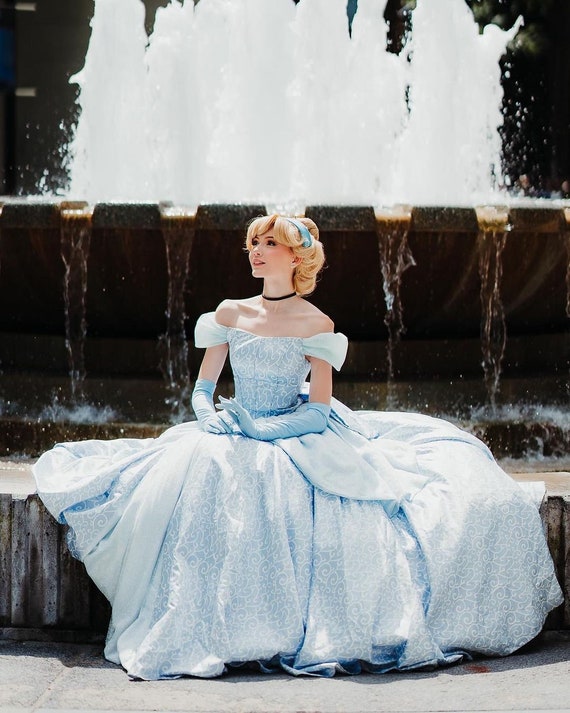 Cenerentola Disney Park ispirato Cenerentola Costume adulto Cosplay Abito da ballo Costume classico di Cenerentola Etsy Italia