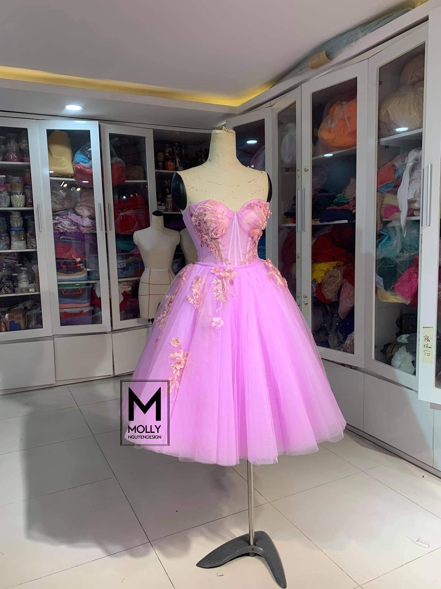 Knee length pink dress 2025